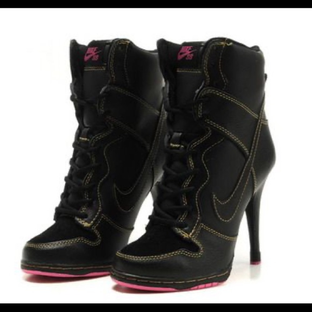 Nike SB Dunk Swoosh High Heel Sneakers size 7